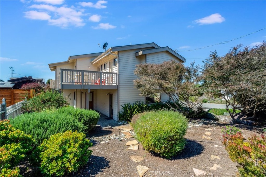 390 Lampton, Cambria, CA 93428