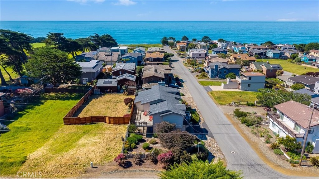 390 Lampton, Cambria, CA 93428