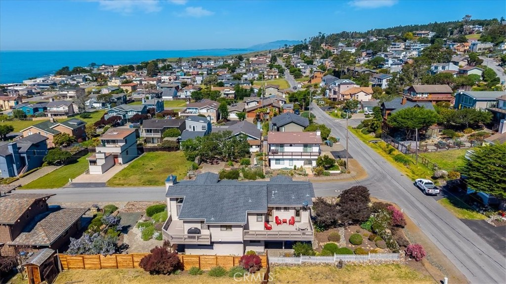 390 Lampton, Cambria, CA 93428