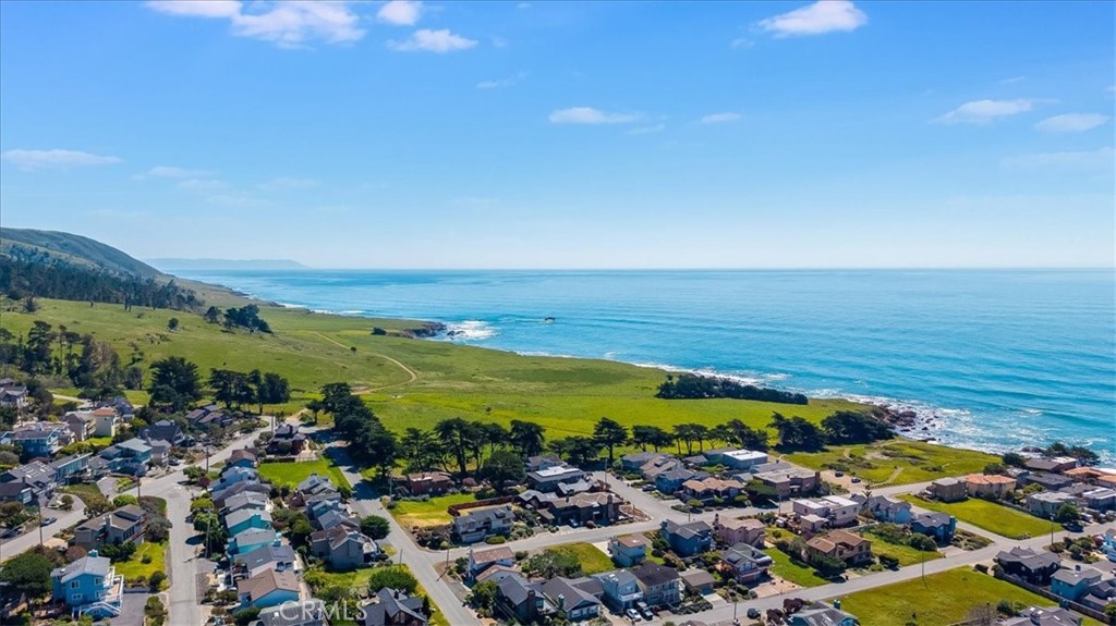 390 Lampton, Cambria, CA 93428