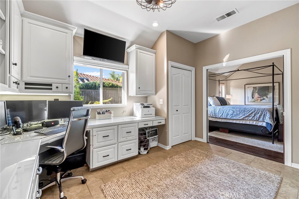 906 E Sutton, Fresno, CA 93720