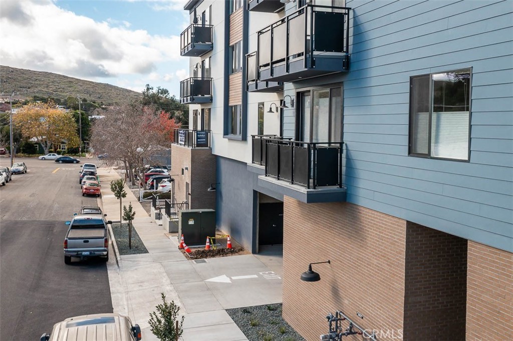 2475 Victoria, San Luis Obispo, CA 93401