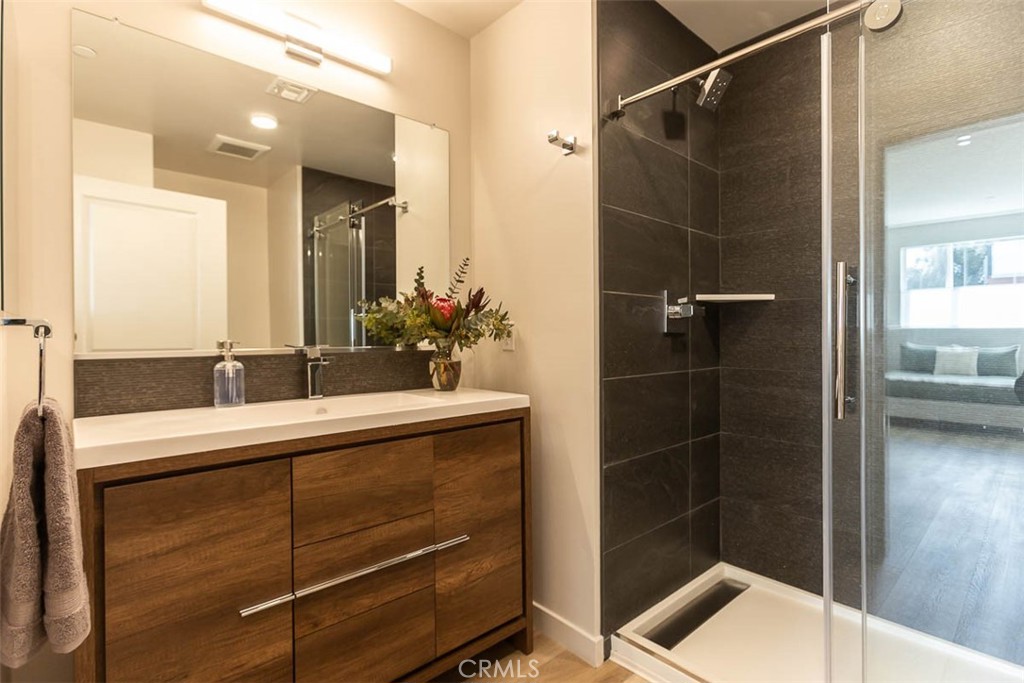 2475 Victoria, San Luis Obispo, CA 93401