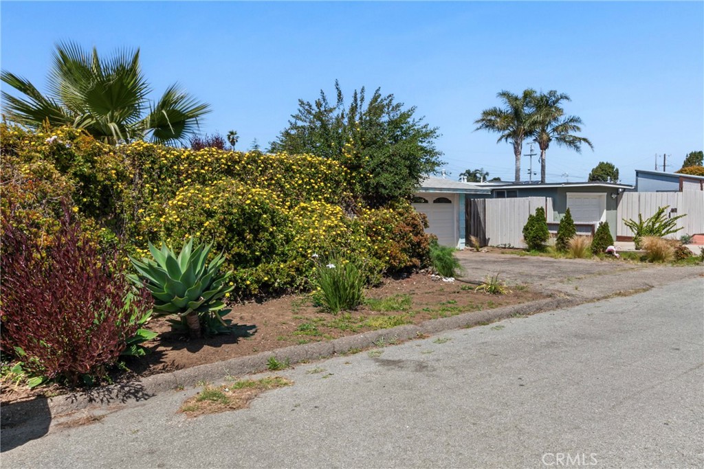 2710 Elm Ave, Morro Bay, CA 93442