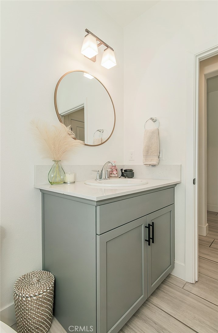 4254 Oak Knoll Rd, Madera, CA 93636