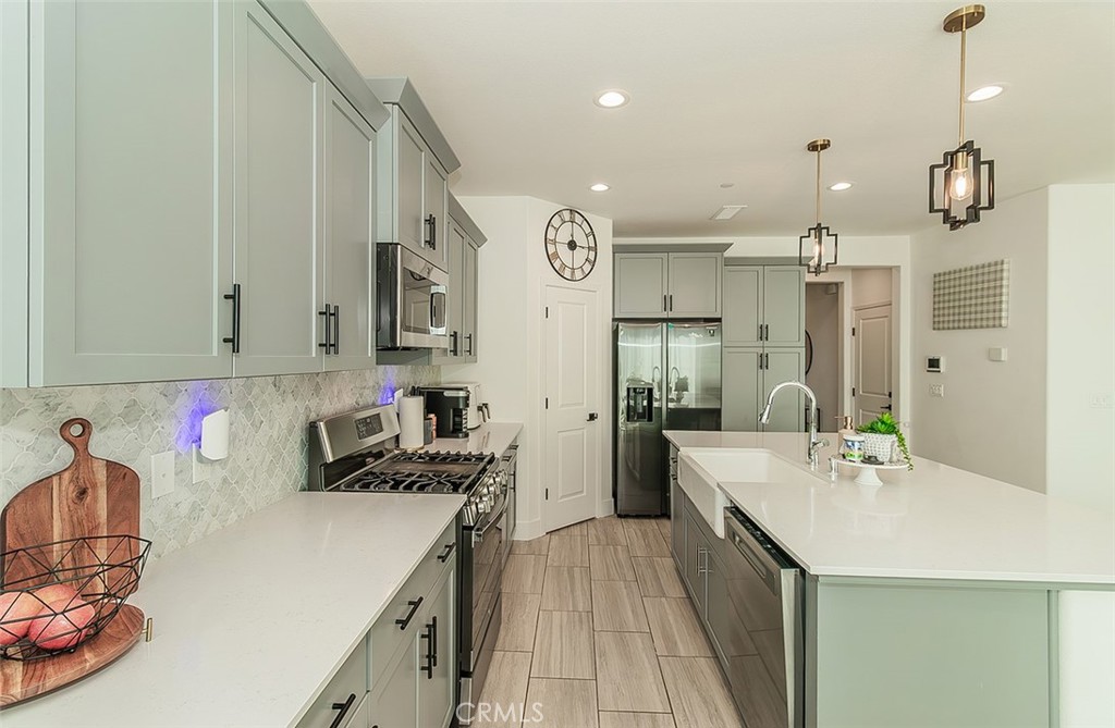 4254 Oak Knoll Rd, Madera, CA 93636