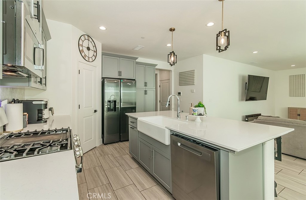 4254 Oak Knoll Rd, Madera, CA 93636