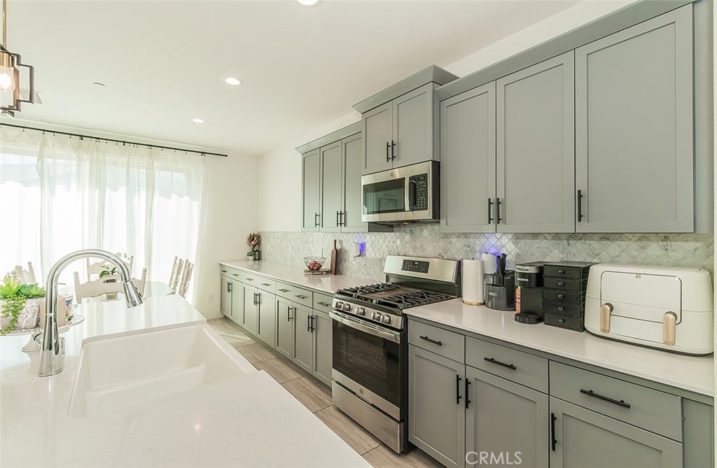 4254 Oak Knoll Rd, Madera, CA 93636