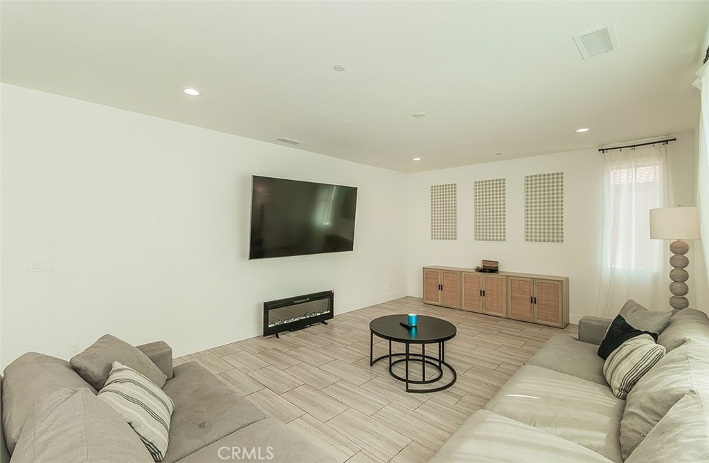 4254 Oak Knoll Rd, Madera, CA 93636