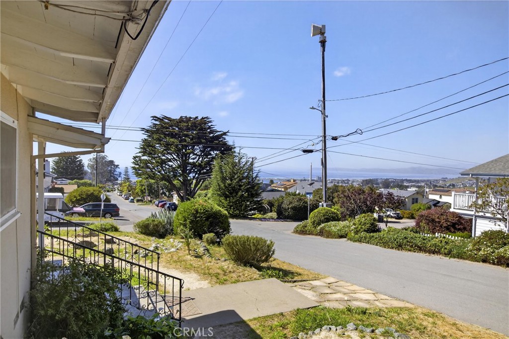 1000 Ridgeway, Morro Bay, CA 93442