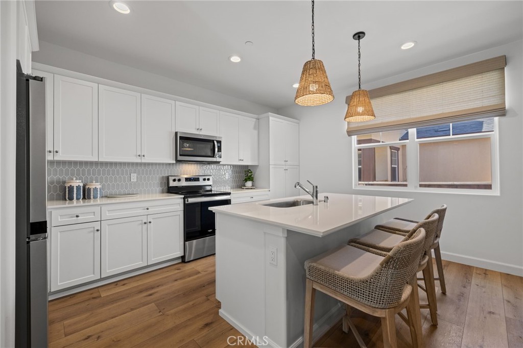 194 Earthwood Ln, San Luis Obispo, CA 93401