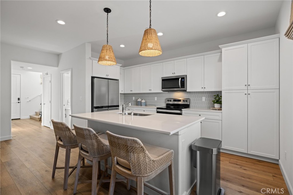 194 Earthwood Ln, San Luis Obispo, CA 93401