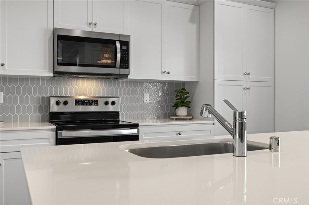 194 Earthwood Ln, San Luis Obispo, CA 93401