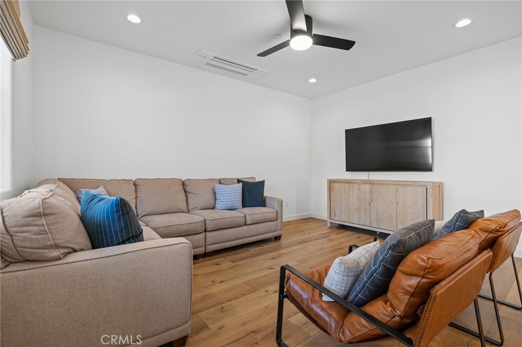 194 Earthwood Ln, San Luis Obispo, CA 93401