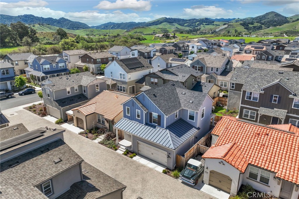 194 Earthwood Ln, San Luis Obispo, CA 93401