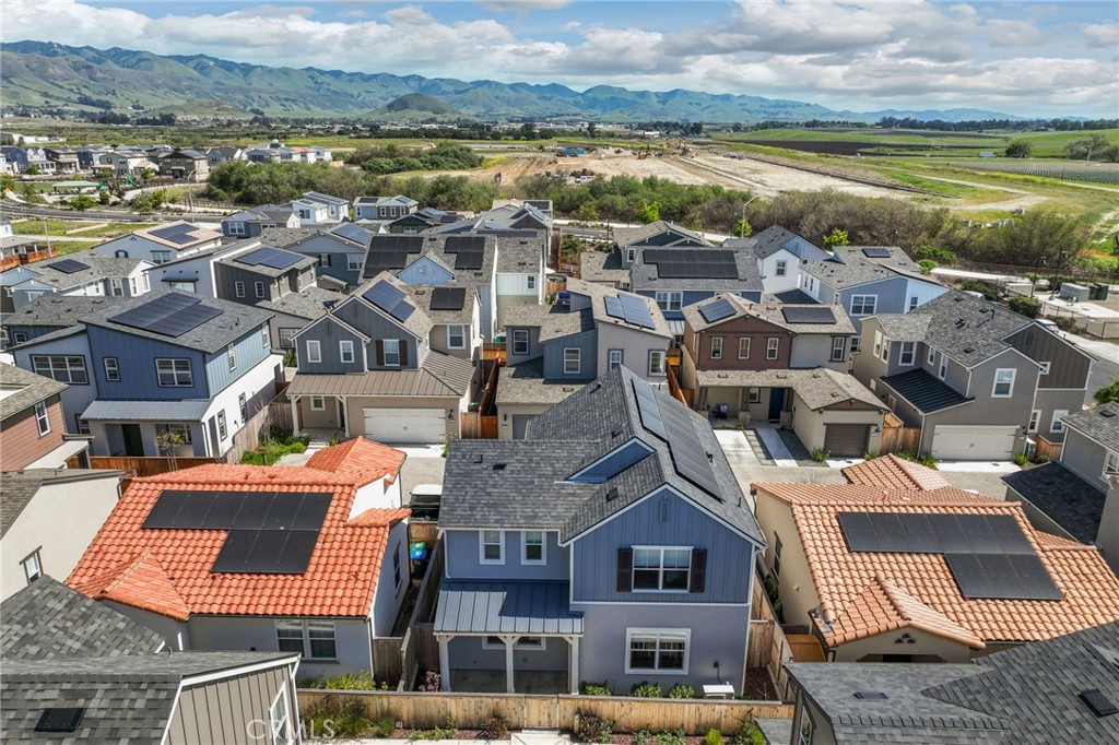 194 Earthwood Ln, San Luis Obispo, CA 93401