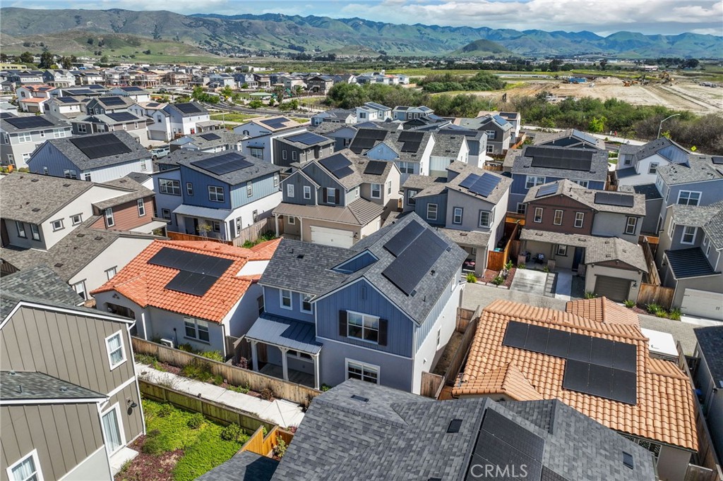 194 Earthwood Ln, San Luis Obispo, CA 93401