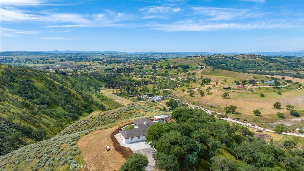 5530 El Pharo, Paso Robles, CA 93446