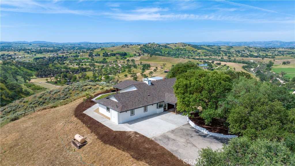 5530 El Pharo, Paso Robles, CA 93446