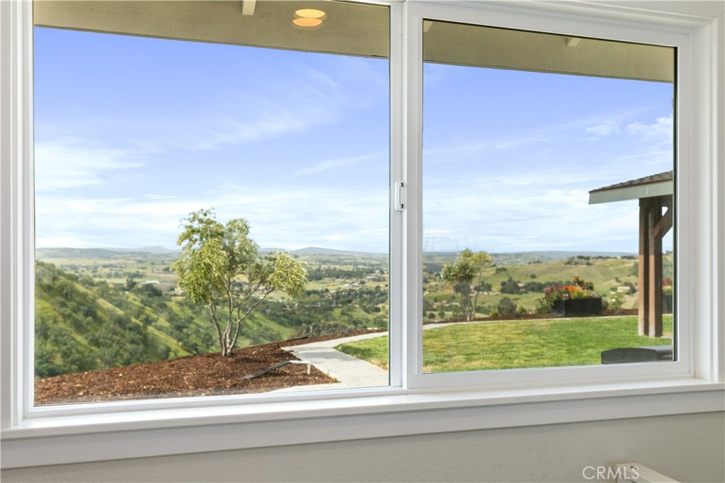 5530 El Pharo, Paso Robles, CA 93446