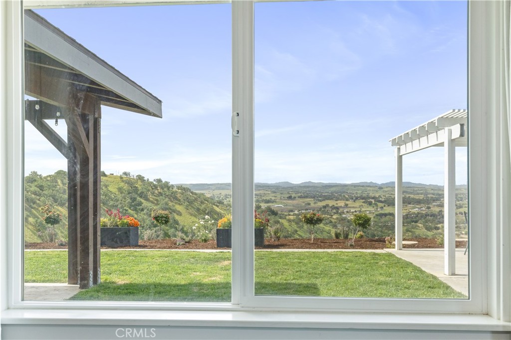 5530 El Pharo, Paso Robles, CA 93446