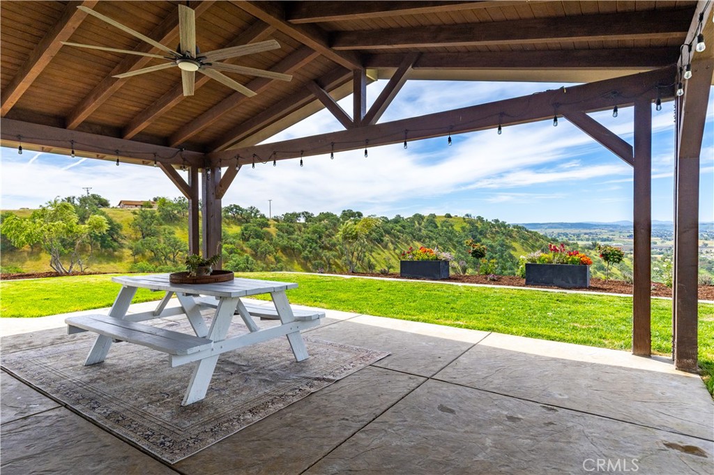 5530 El Pharo, Paso Robles, CA 93446