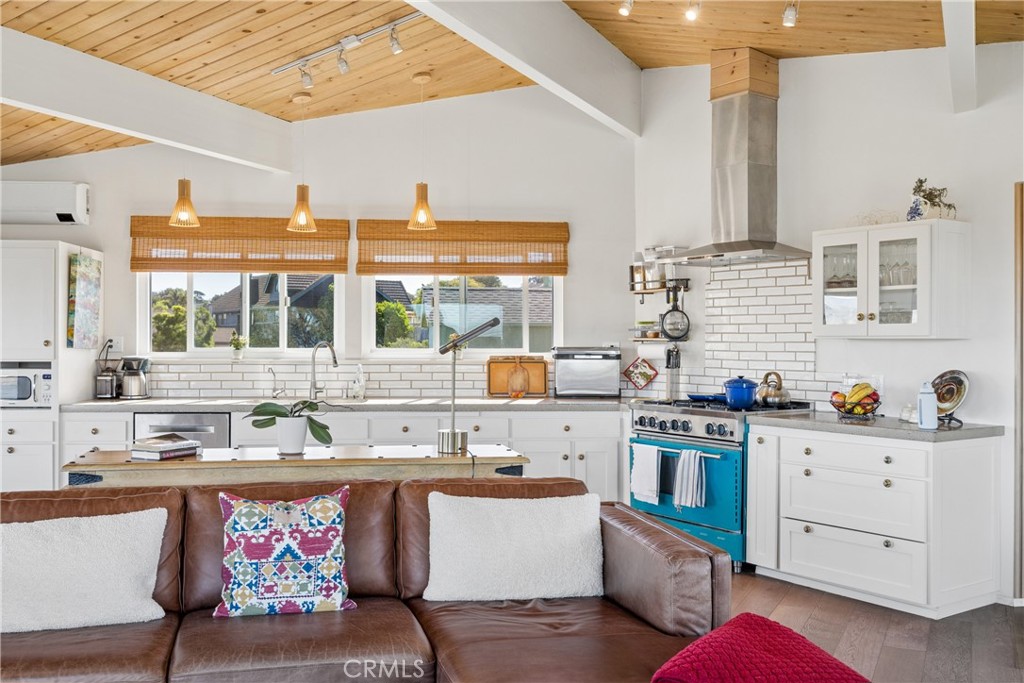 2456 Bayview Heights Dr, Los Osos, CA 93402