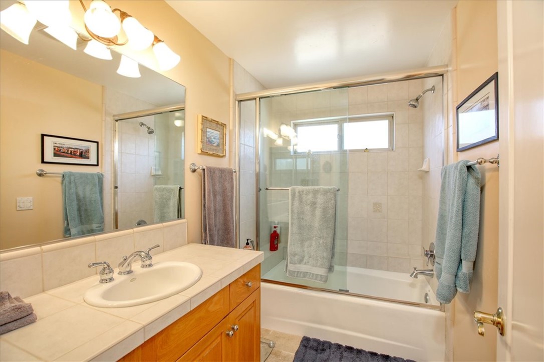 347 Ivar St, Cambria, CA 93428