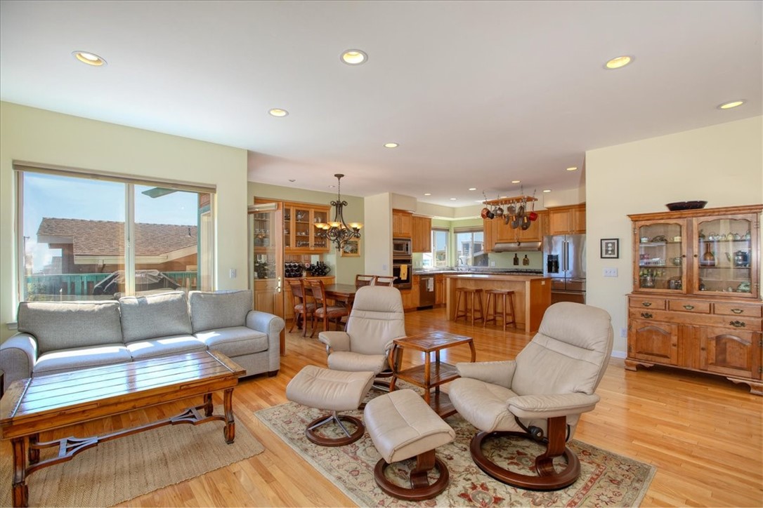 347 Ivar St, Cambria, CA 93428