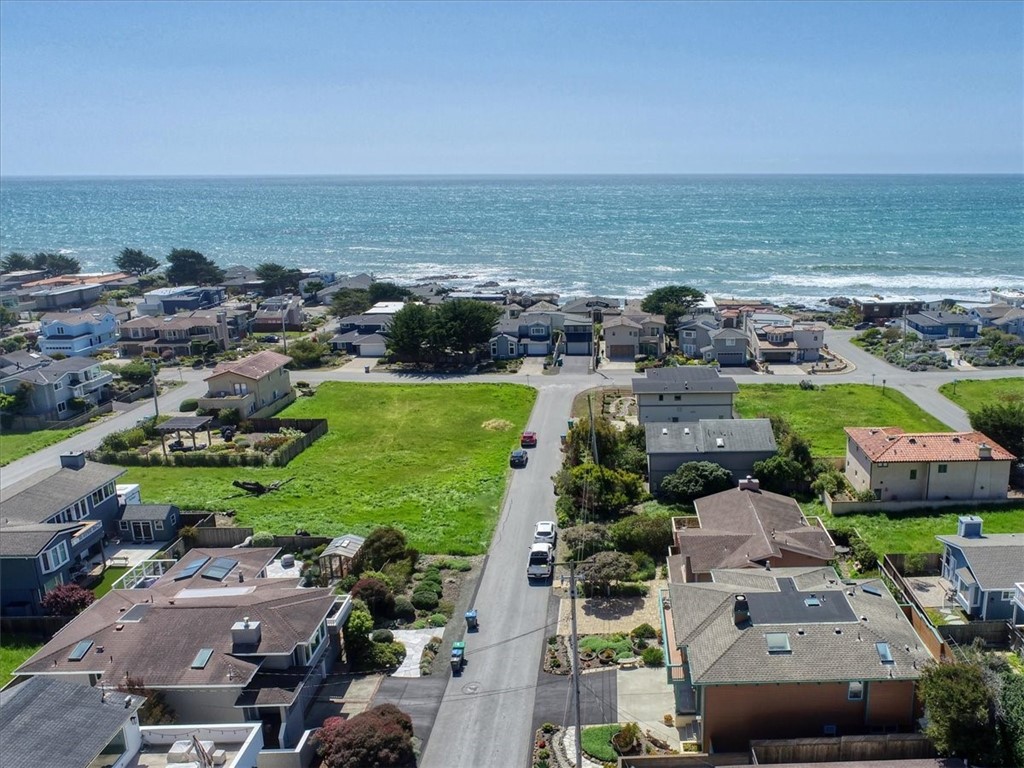 347 Ivar St, Cambria, CA 93428
