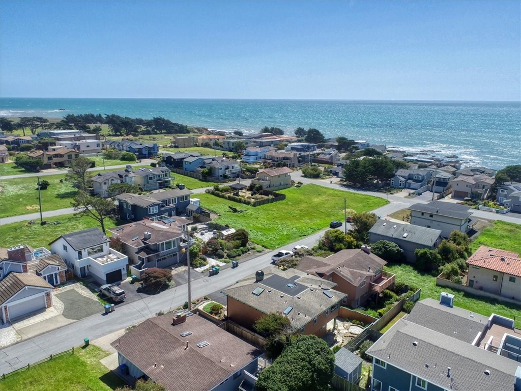 347 Ivar St, Cambria, CA 93428
