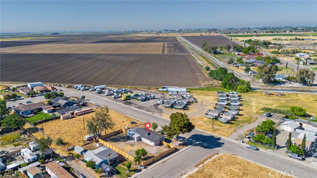 9085 W L St, South Dos Palos, CA 93665