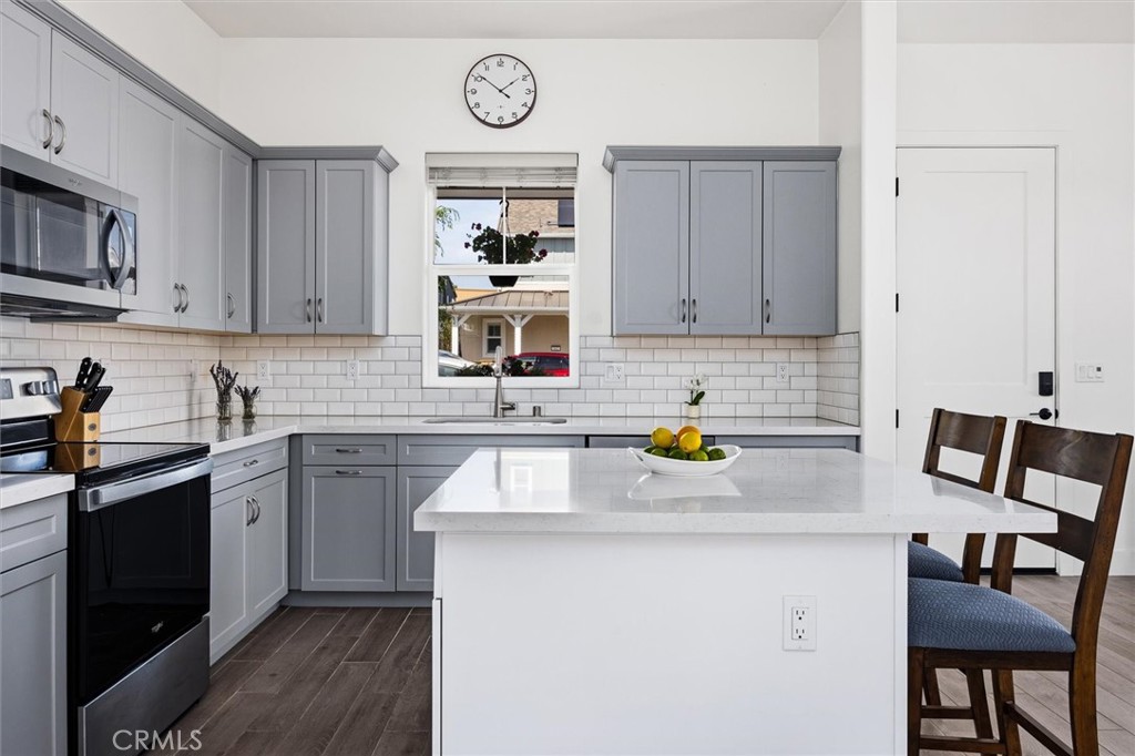 165 Earthwood Ln, San Luis Obispo, CA 93401