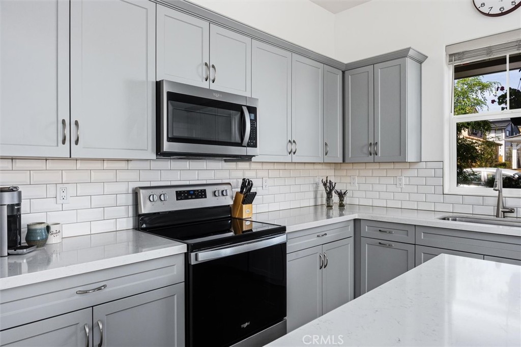 165 Earthwood Ln, San Luis Obispo, CA 93401