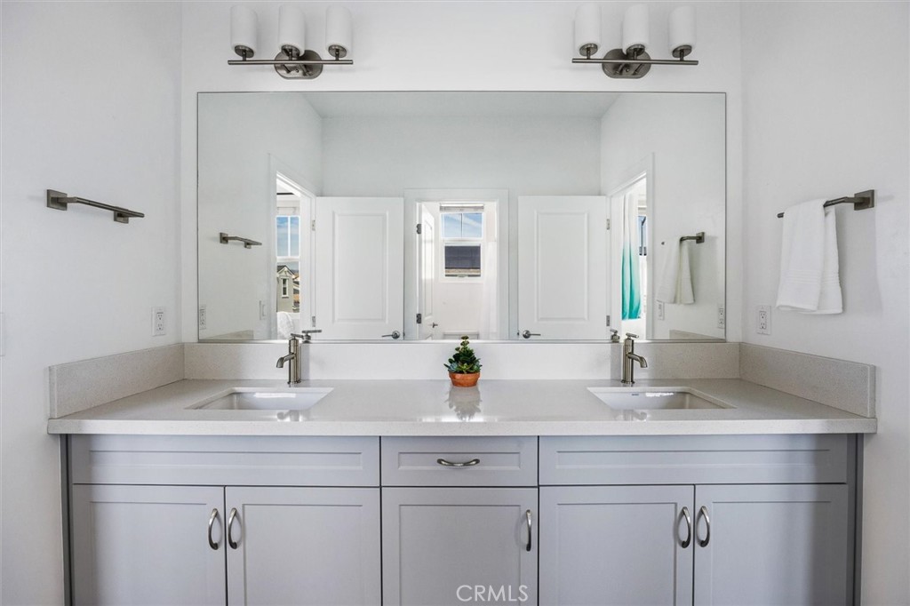 165 Earthwood Ln, San Luis Obispo, CA 93401