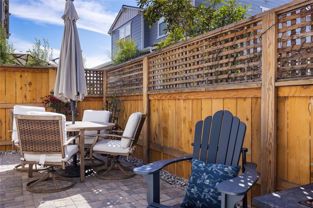 165 Earthwood Ln, San Luis Obispo, CA 93401