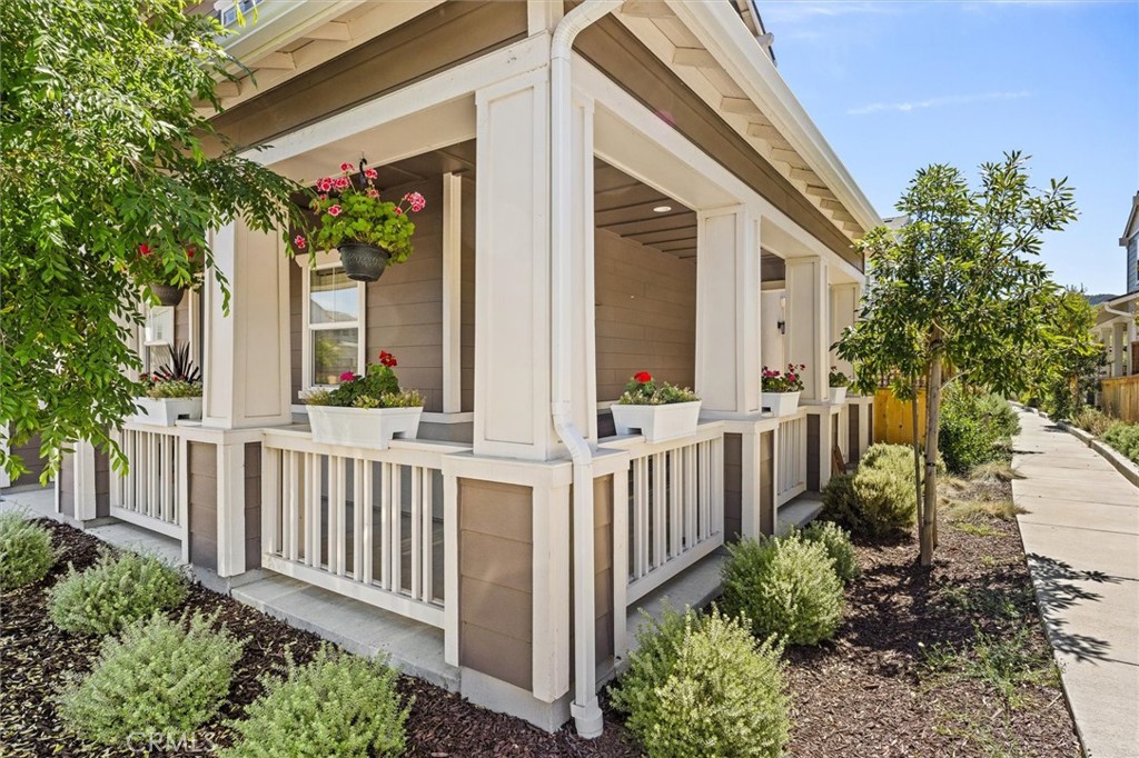 165 Earthwood Ln, San Luis Obispo, CA 93401