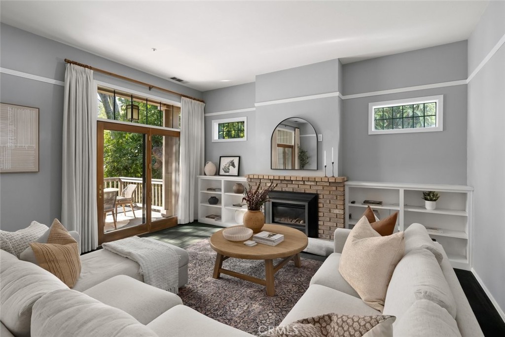 574 Dana #B, San Luis Obispo, CA 93401
