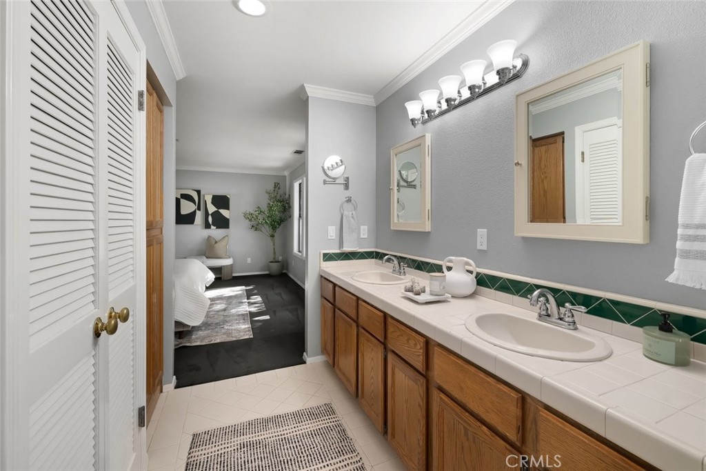 574 Dana #B, San Luis Obispo, CA 93401