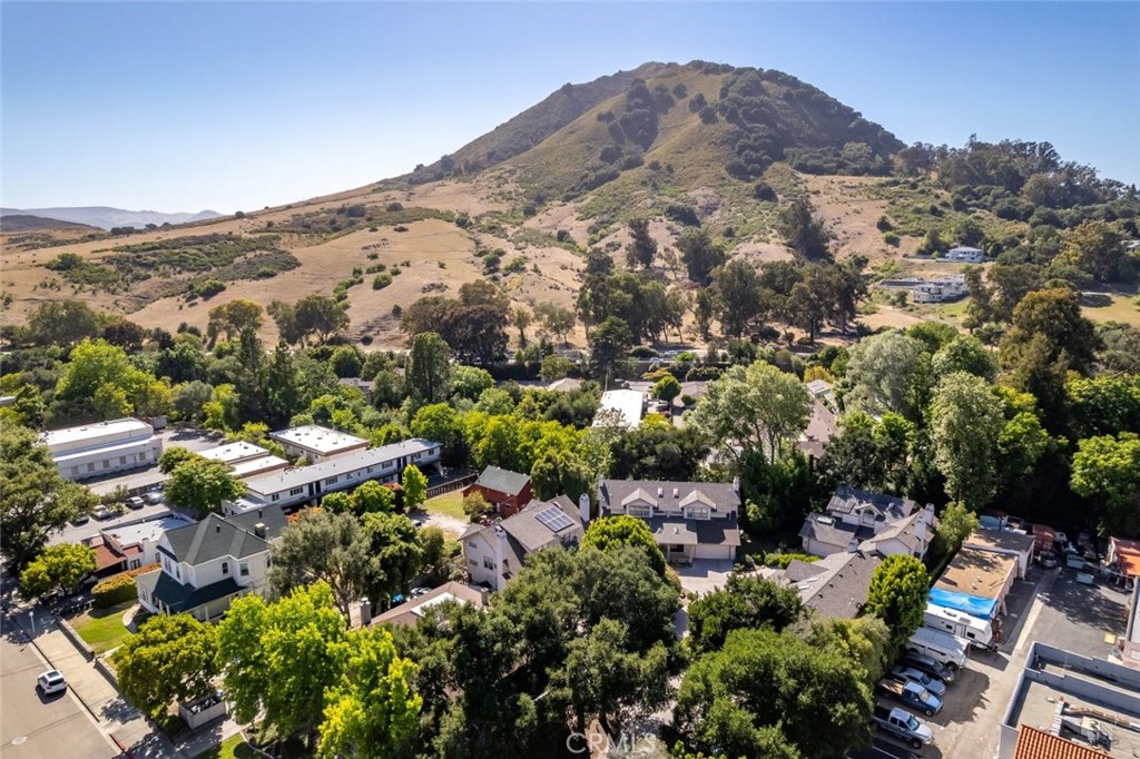 574 Dana #B, San Luis Obispo, CA 93401