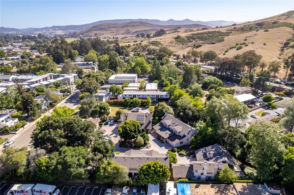 574 Dana #B, San Luis Obispo, CA 93401