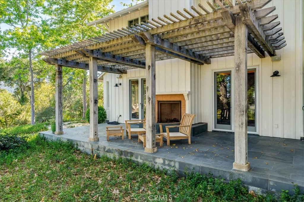 3210 Cloudy Meadow Rd, Templeton, CA 93465