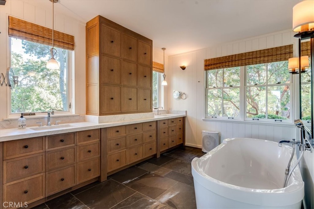 3210 Cloudy Meadow Rd, Templeton, CA 93465