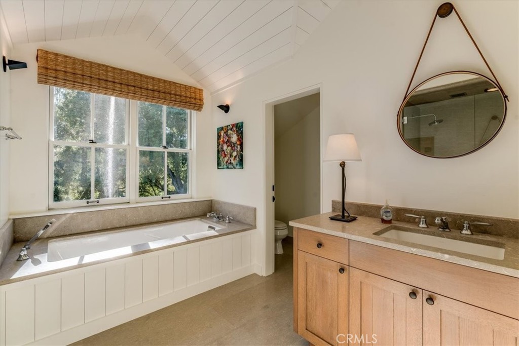 3210 Cloudy Meadow Rd, Templeton, CA 93465