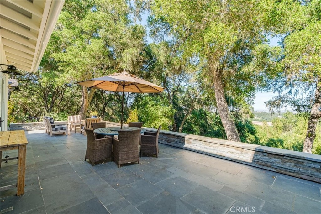 3210 Cloudy Meadow Rd, Templeton, CA 93465