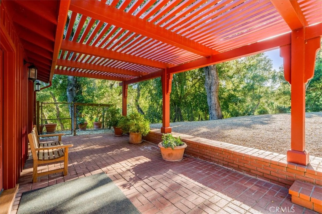 3210 Cloudy Meadow Rd, Templeton, CA 93465