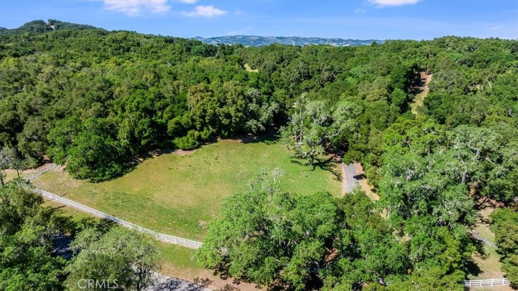 3210 Cloudy Meadow Rd, Templeton, CA 93465