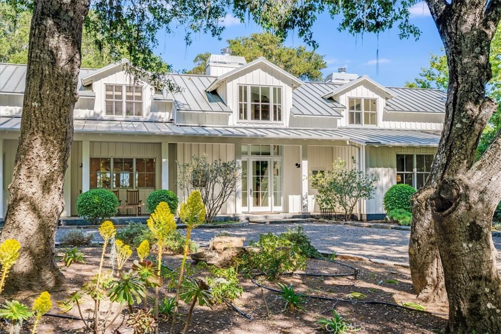 3210 Cloudy Meadow Rd, Templeton, CA 93465