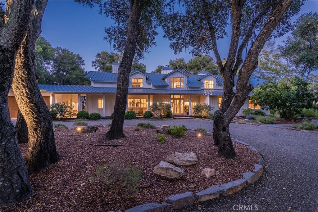 3210 Cloudy Meadow Rd, Templeton, CA 93465