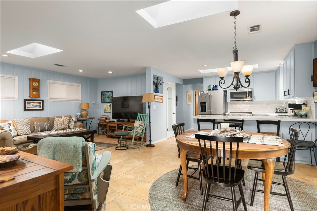 50 5th St, Cayucos, CA 93430